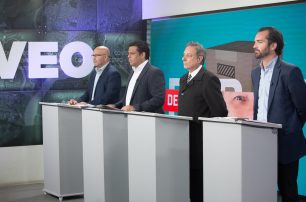 Mario Montenegro, Rodrigo Alvizo, Mario Don y Miguel Weis Ackerley debatieron en los estudios de Canal VEO.